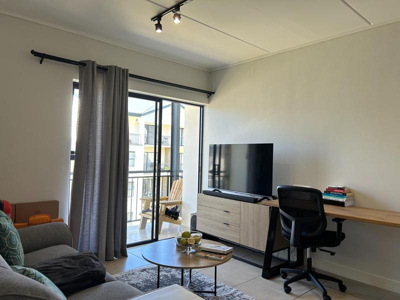 To Let 1 Bedroom Property for Rent in Sandown Western Cape